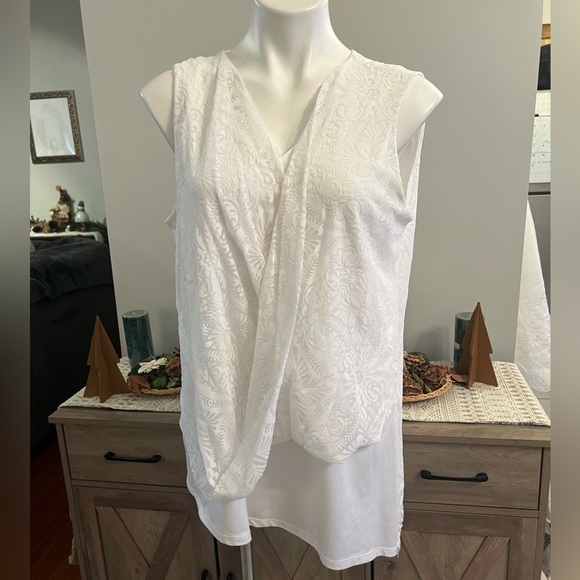 Alfani Tops - Alfani white lace women’s double layer tank shirt